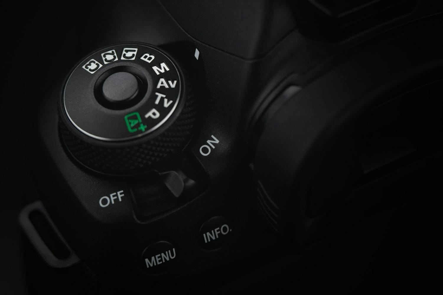 käsisäädöt kamera